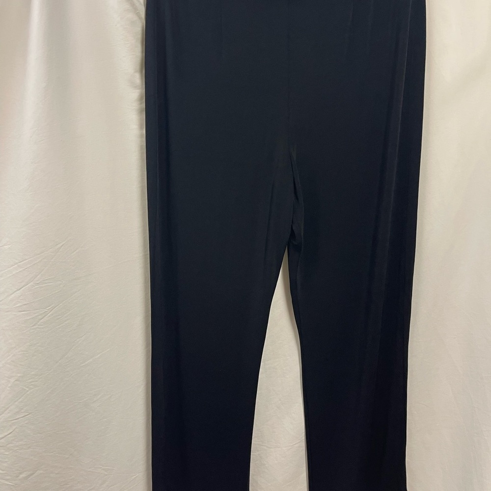 Chico's Black Straight Leg Pants Large Short